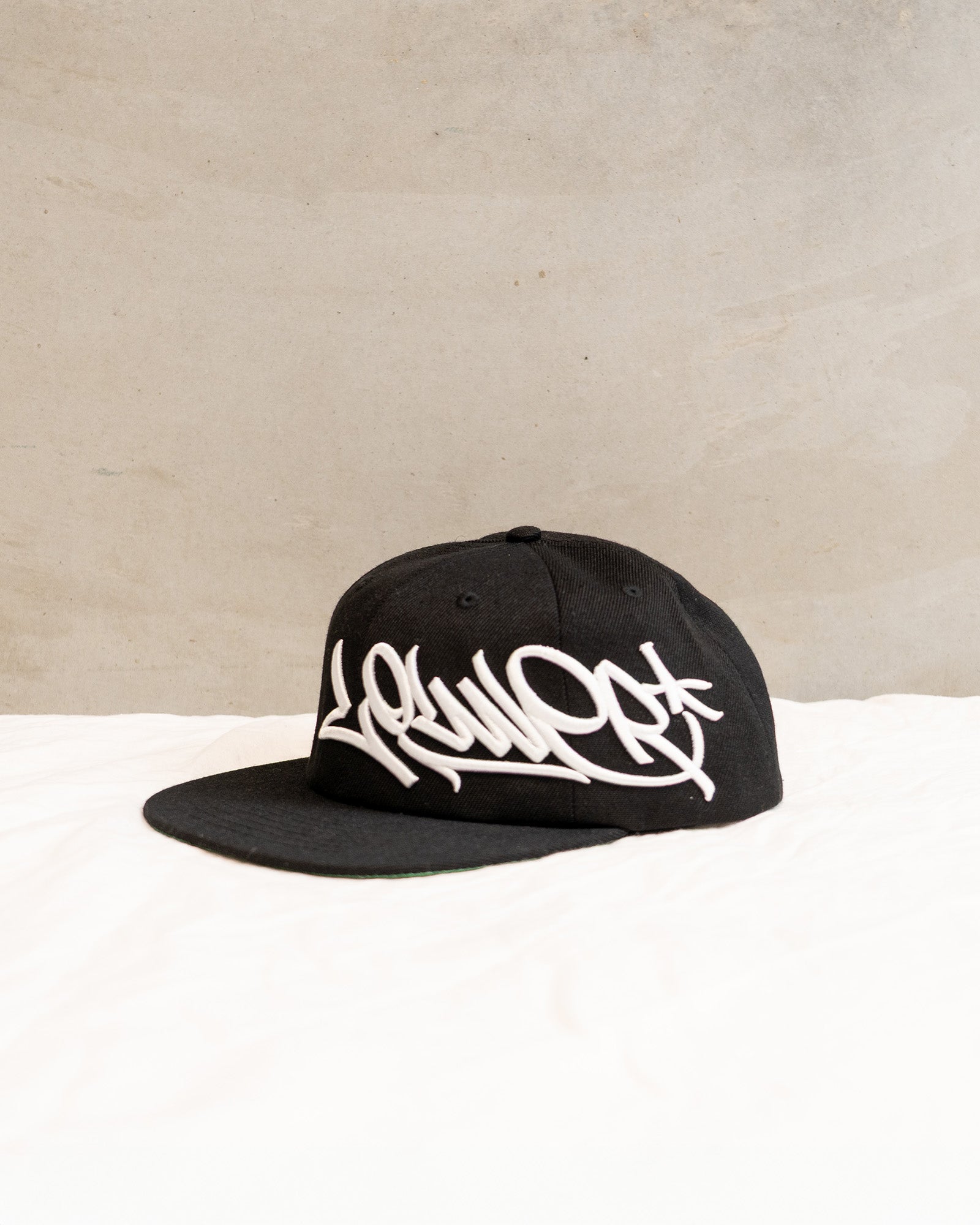 6-Panel Cap - Big Tag Script