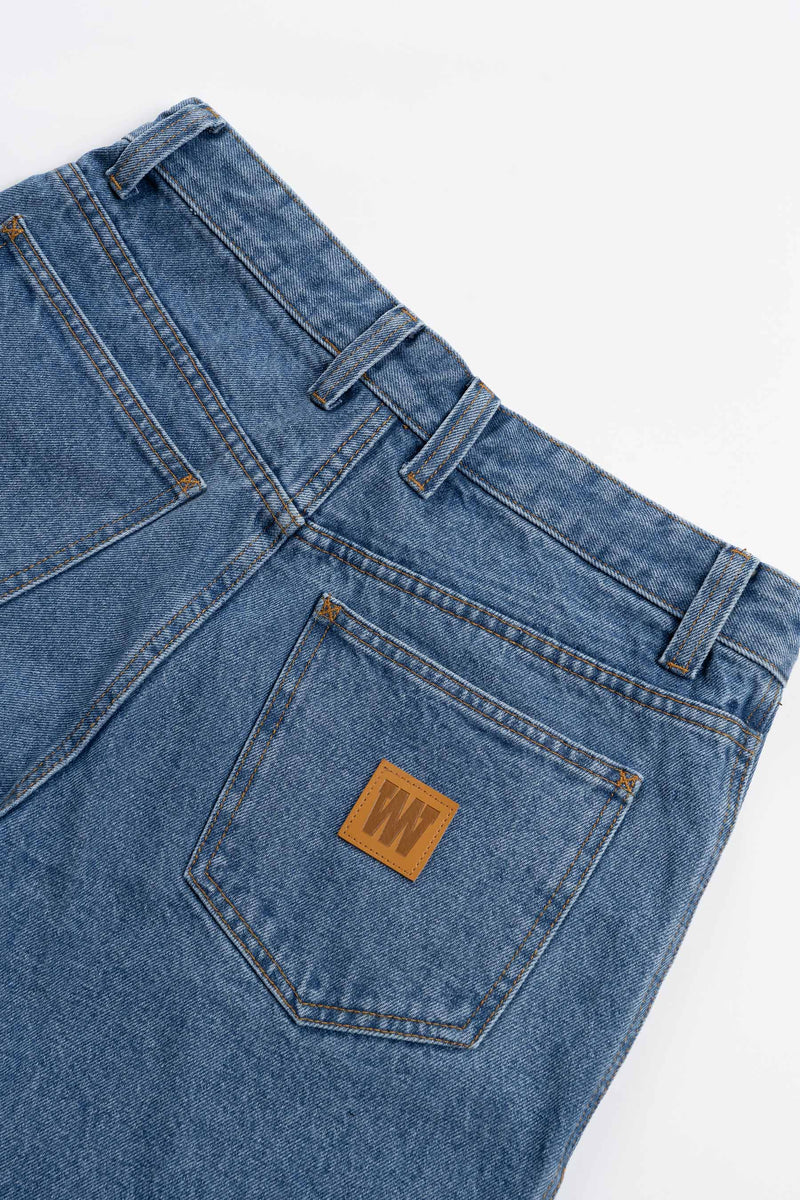 Baggy Denim Short - Leather Patch