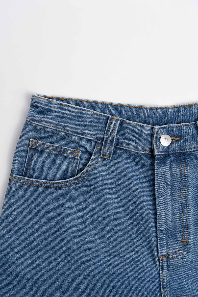 Baggy Denim Short - Leather Patch